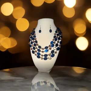 Elegant Blue and Gold Necklace Set